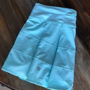 Lululemon pace rival skirt